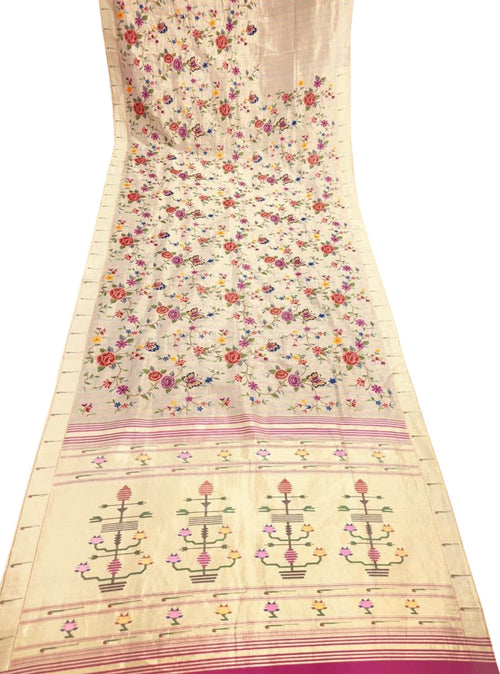 Exquisite Golden Paithani Pure Silk Muniya Border Handloom Pure Silk Saree With Petit Point Work - Luxurion World