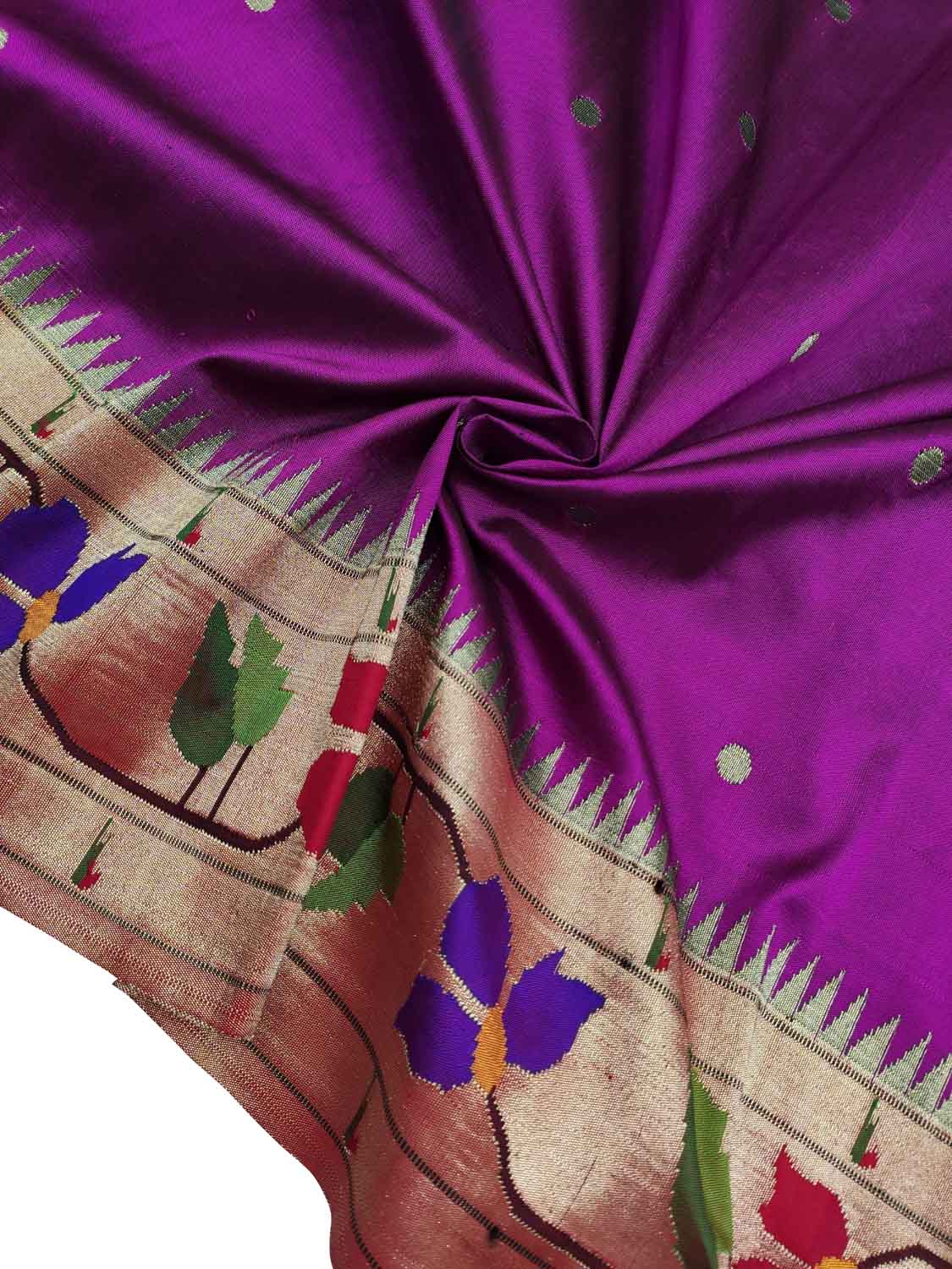 Elegant Purple Paithani Handloom Silk Saree: A Timeless Classic - Luxurion World