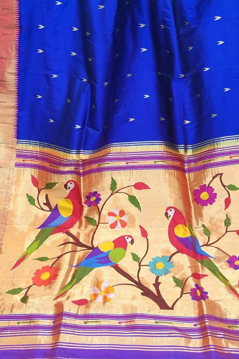 Blue Paithani Handloom Silk Saree with Muniya Border - Luxurion World