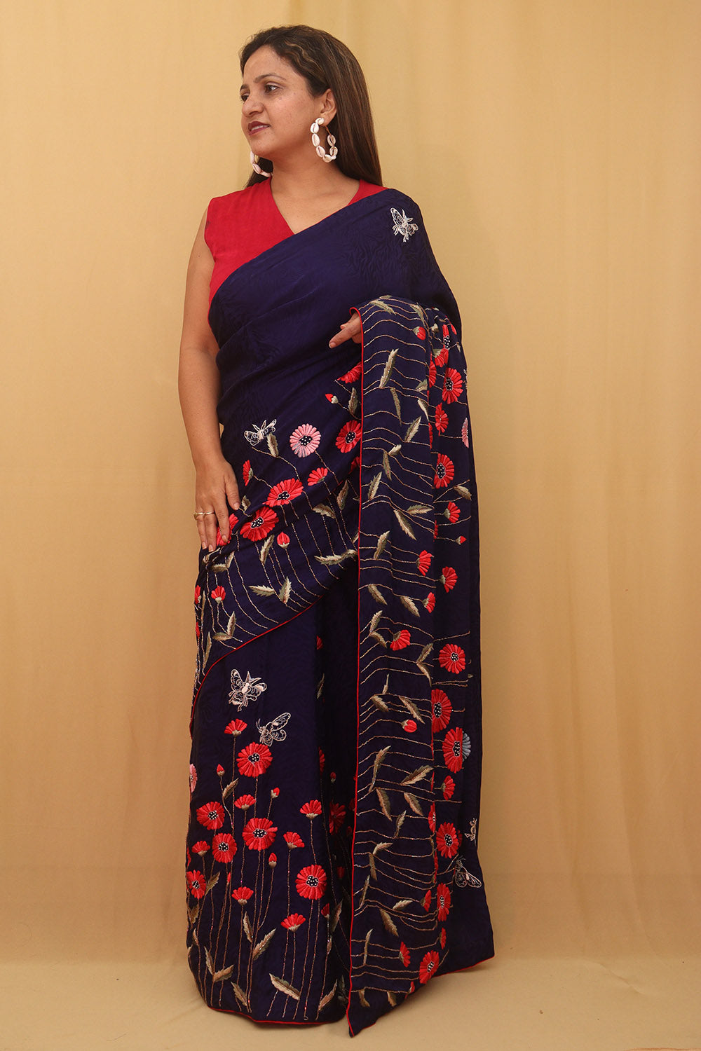 Parsi Gara Crepe Saree with Hand Embroidered Purple Floral Design - Luxurion World