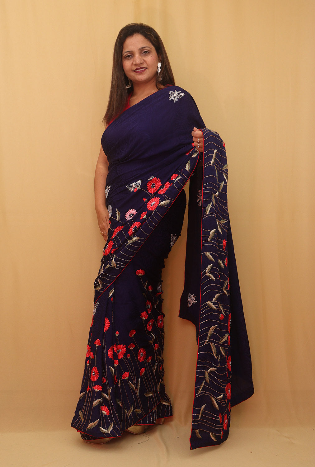 Parsi Gara Crepe Saree with Hand Embroidered Purple Floral Design - Luxurion World