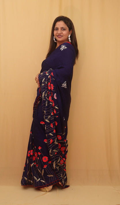 Parsi Gara Crepe Saree with Hand Embroidered Purple Floral Design - Luxurion World