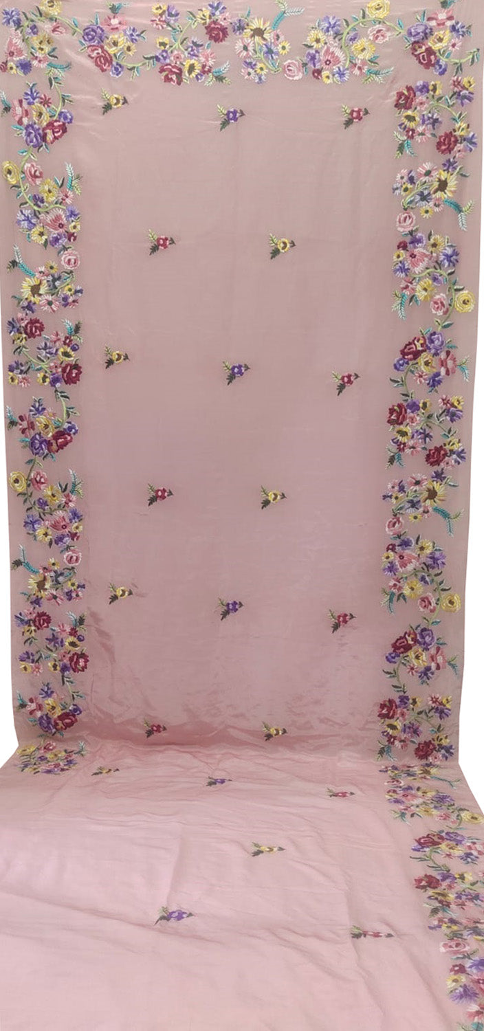 Parsi Gara Crepe Saree: Exquisite Pink Hand Embroidery - Luxurion World