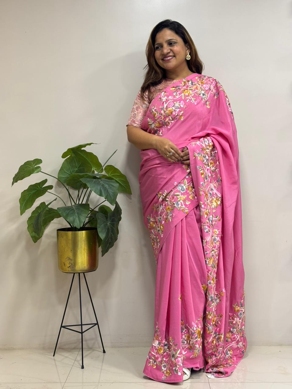 Pink Parsi Gara Hand Embroidered Pure Crepe Flower Design Saree - Luxurion World