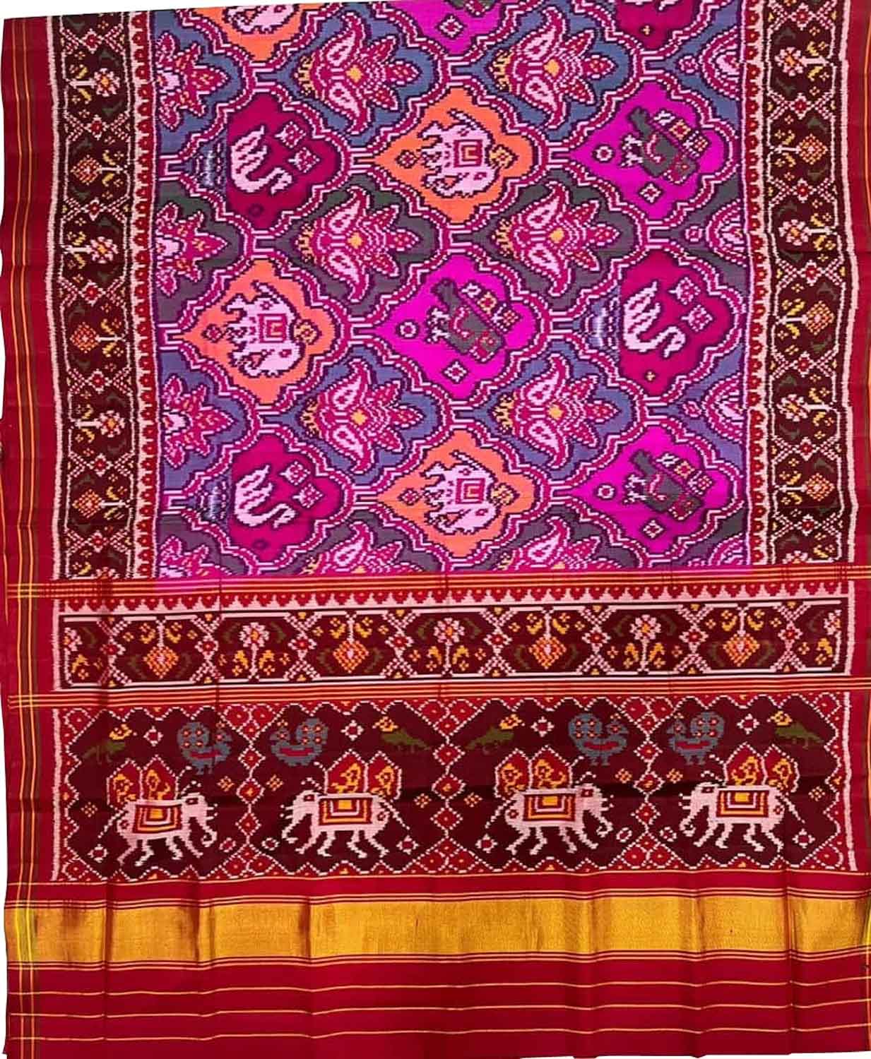 Vibrant Patola Silk Saree: Handloom Beauty - Luxurion World