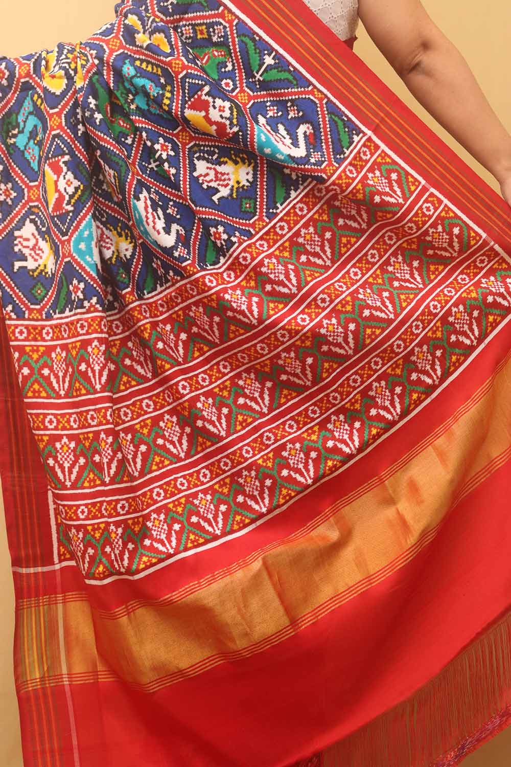 Blue Handloom Patan Patola Pure Silk Saree - Luxurion World