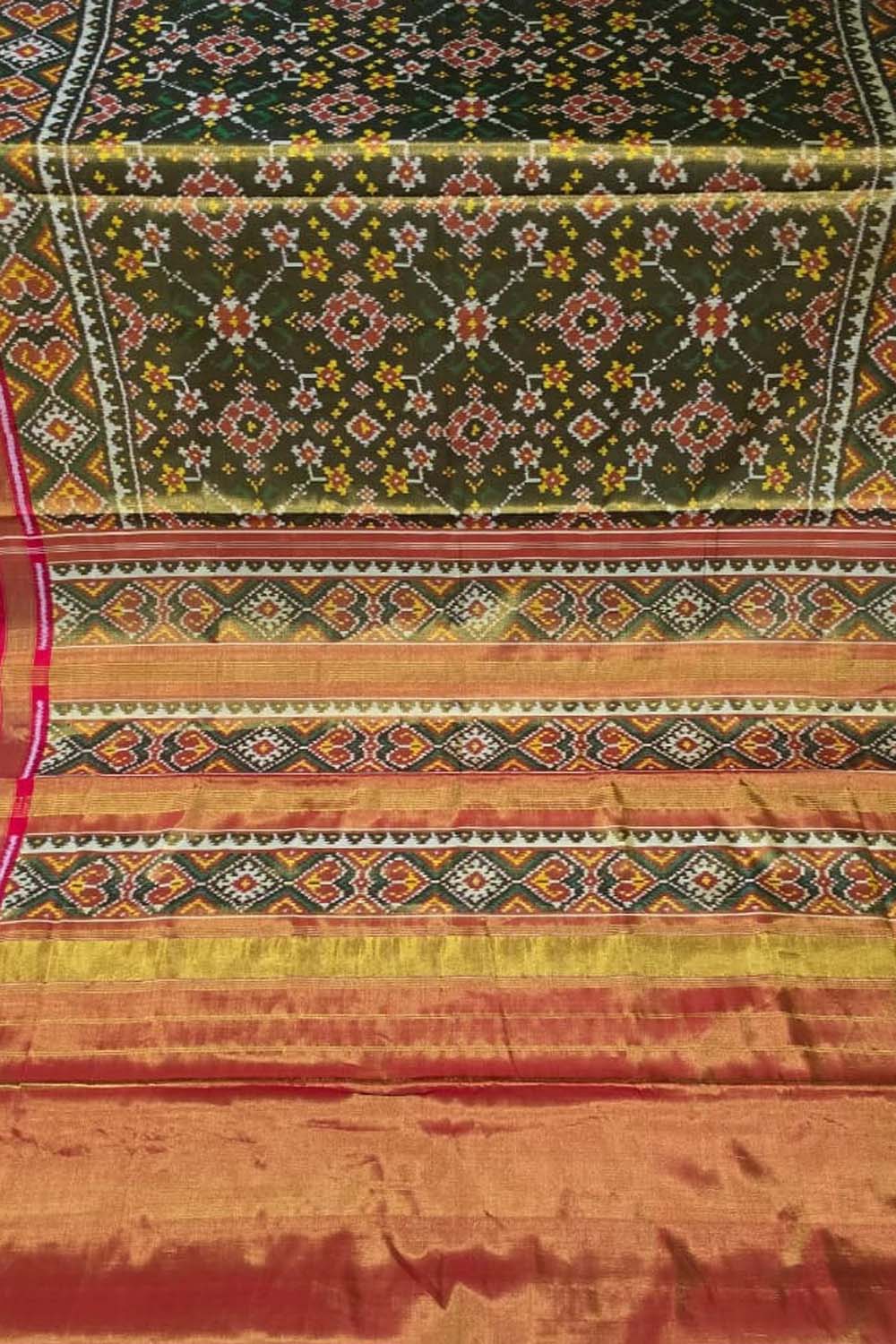 Exquisite Green Patola Handloom Pure Tissue Silk Saree - Luxurion World