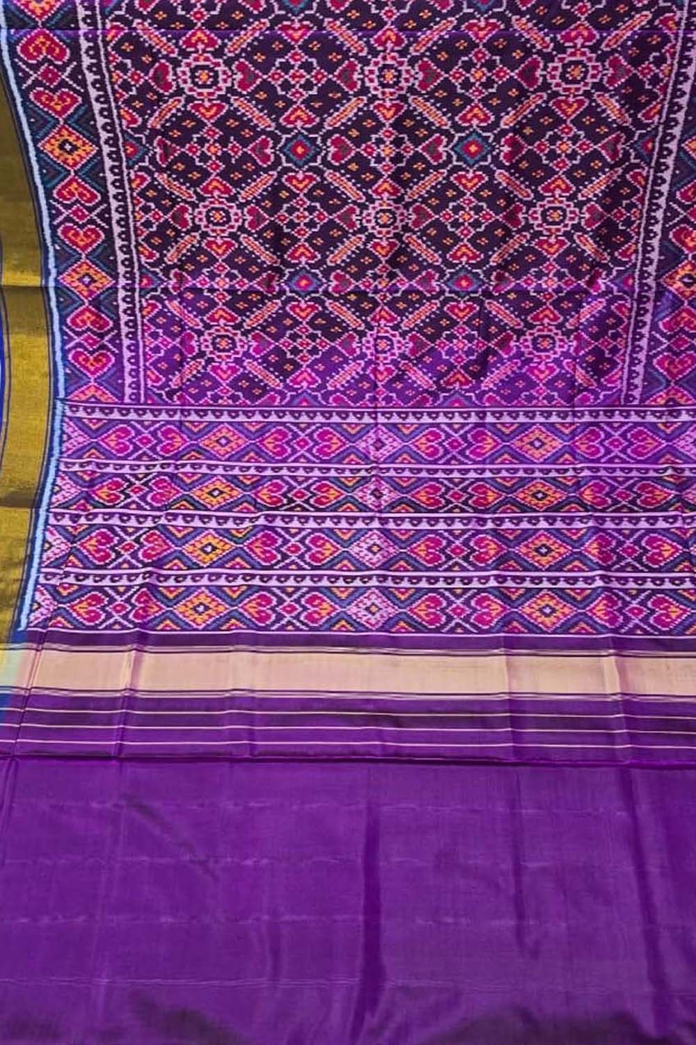 Exquisite Purple Handloom Single Ikat Rajkot Patola Pure Silk Saree - Luxurion World