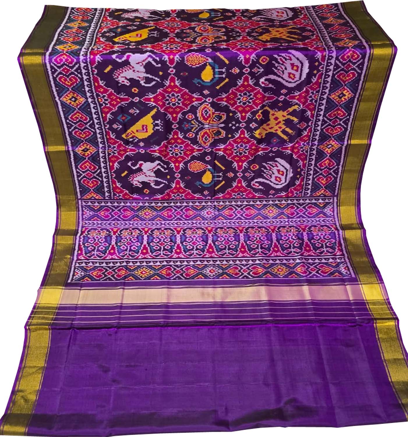 Exquisite Purple Handloom Single Ikat Rajkot Patola Pure Silk Saree - Luxurion World