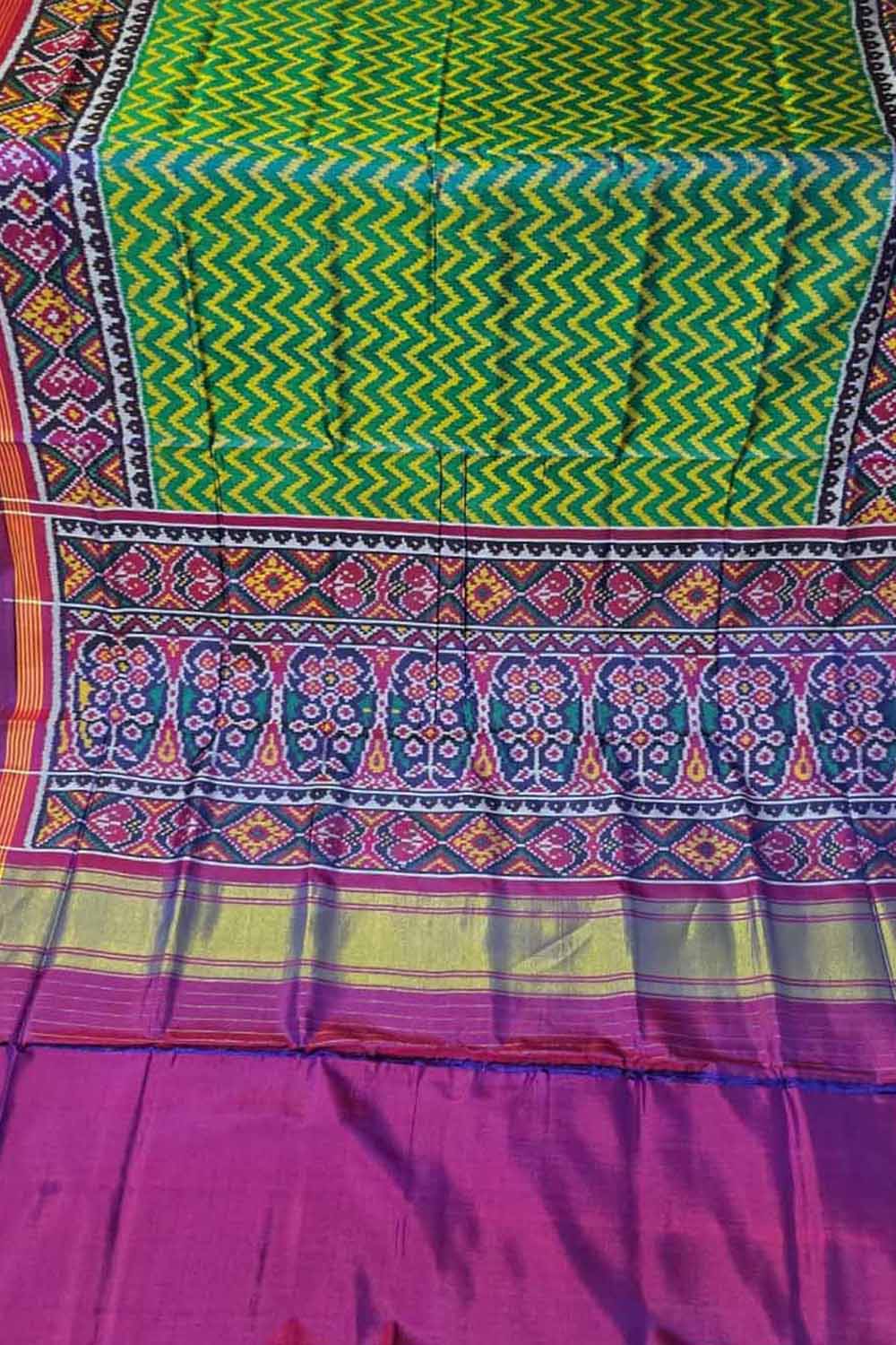 Green Handloom Patan Patola Pure Silk Saree - Luxurion World