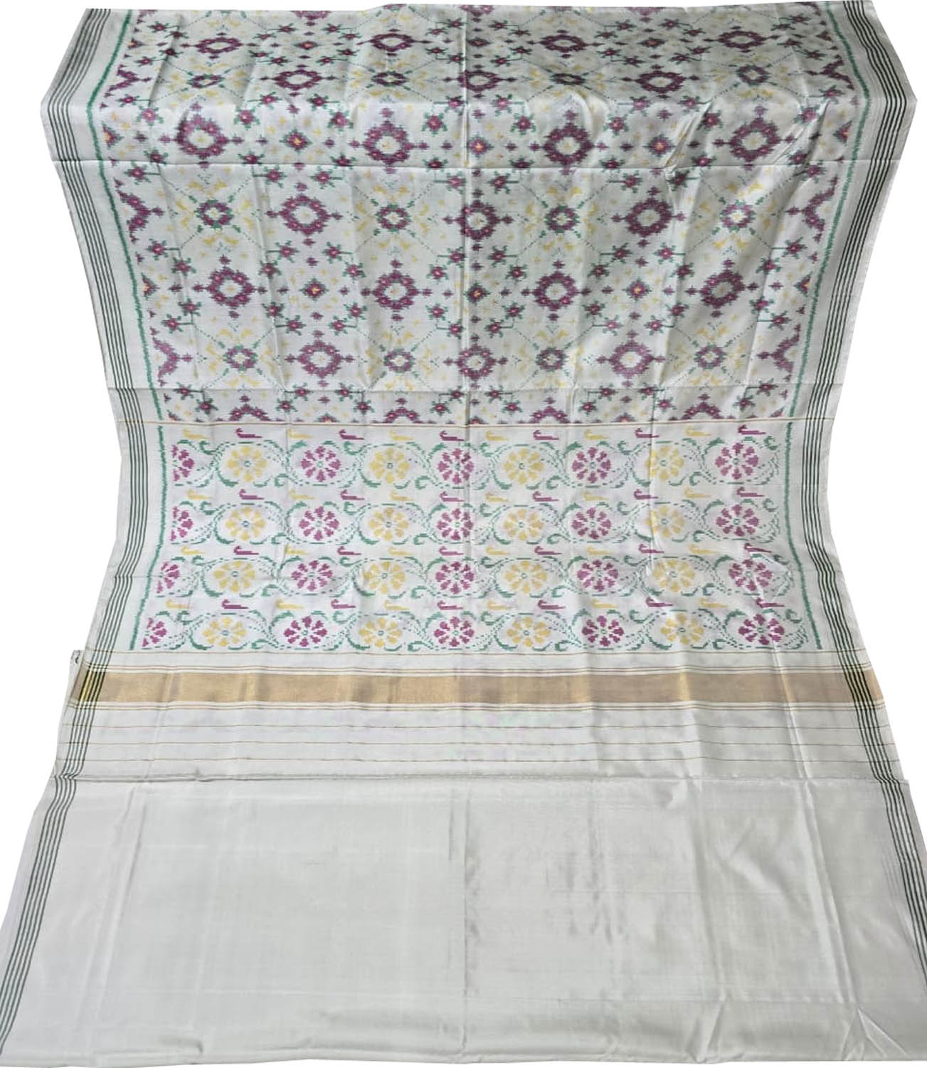 Off White Handloom Patan Patola Pure Silk Saree - Luxurion World