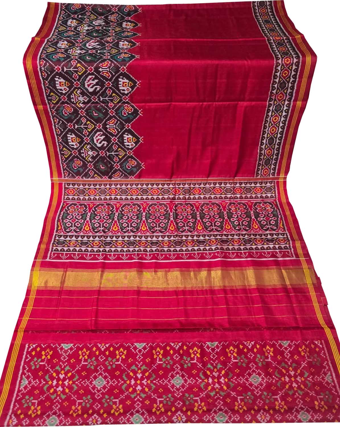 Red Single Ikat Patan Patola Handloom Pure Silk Saree