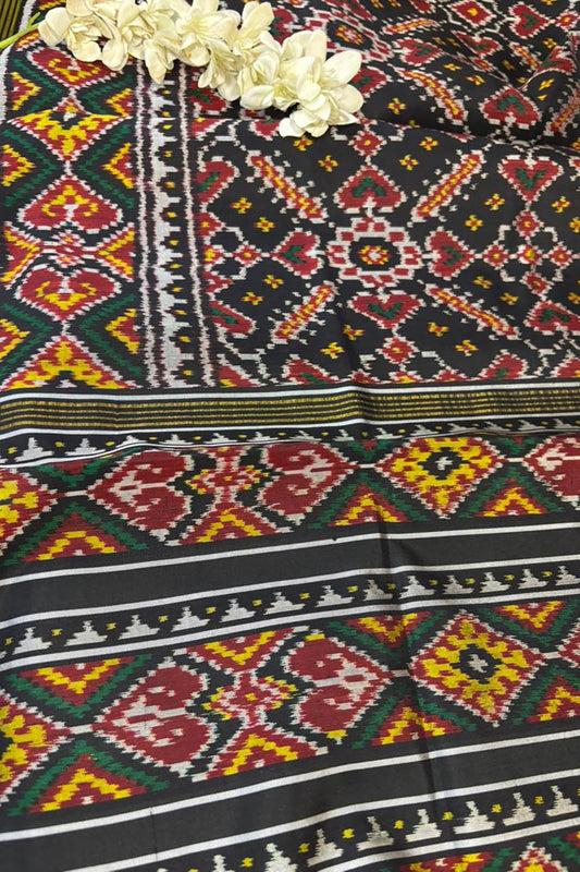 Exquisite Black Semi Patan Patola Handloom Pure Silk Saree - Luxurion World