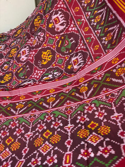 Luxurious Maroon Semi Patan Patola Handloom Pure Silk Saree - Luxurion World