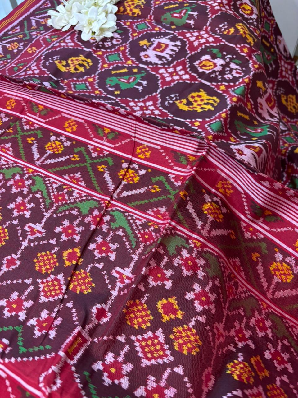 Luxurious Maroon Semi Patan Patola Handloom Pure Silk Saree - Luxurion World