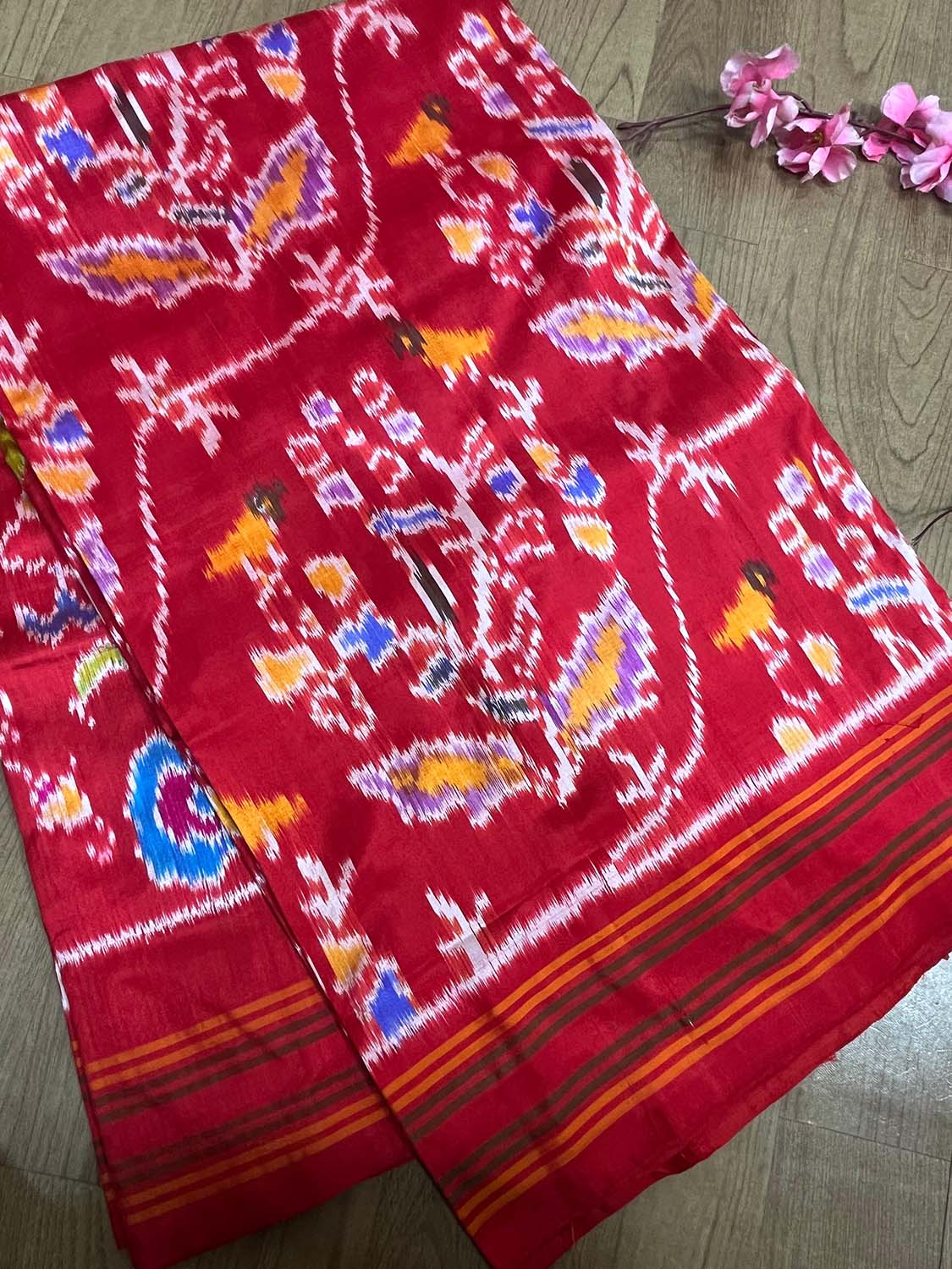 Stunning Red Handloom Pochampally Single Ikat Pure Silk Saree - Luxurion World