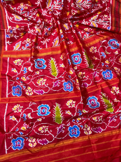 Stunning Red Handloom Pochampally Single Ikat Pure Silk Saree - Luxurion World