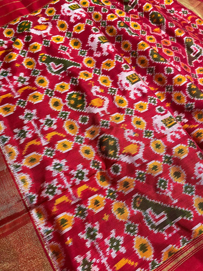 Off White Handloom Pochampally Single Ikat Pure Silk Saree - Luxurion World