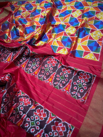 Stunning Multicolor Handloom Pochampally Single Ikat Pure Silk Saree - Luxurion World