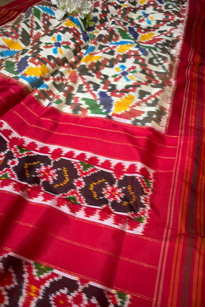 Stunning Multicolor Handloom Pochampally Single Ikat Pure Silk Saree - Luxurion World