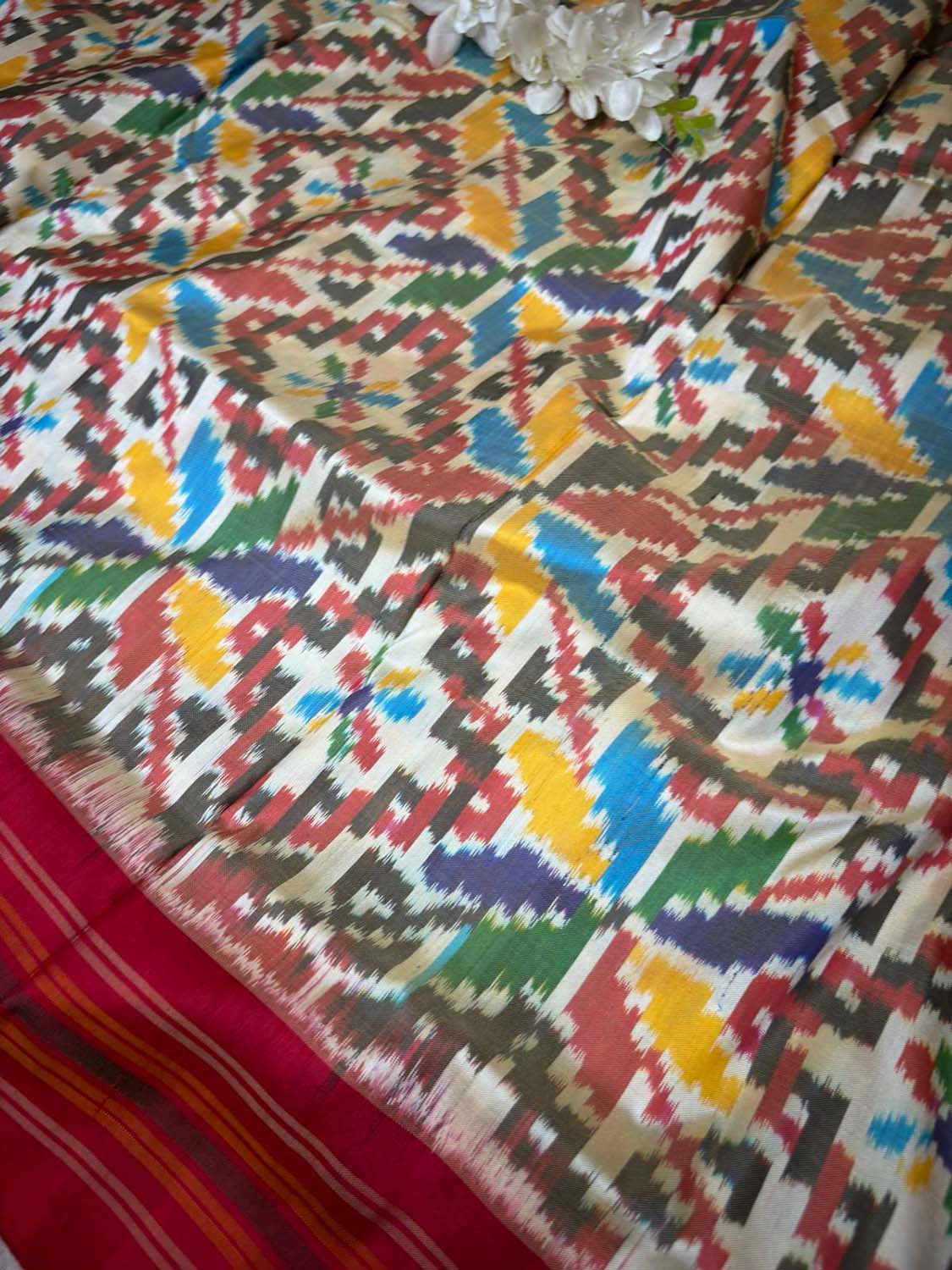 Stunning Multicolor Handloom Pochampally Single Ikat Pure Silk Saree - Luxurion World