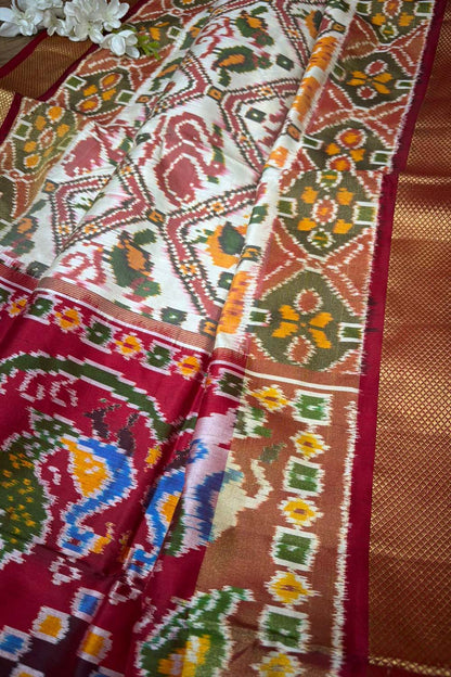 Stunning Multicolor Handloom Pochampally Single Ikat Pure Silk Saree - Luxurion World