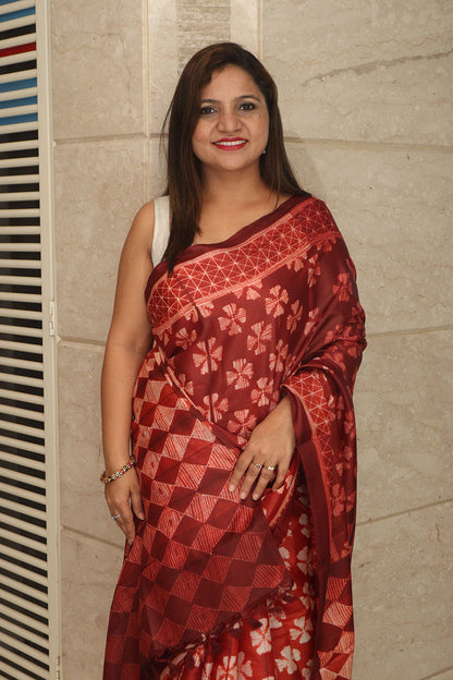 Elegant Maroon Shibori Tie N Dye Tussar Silk Saree - Luxurion World
