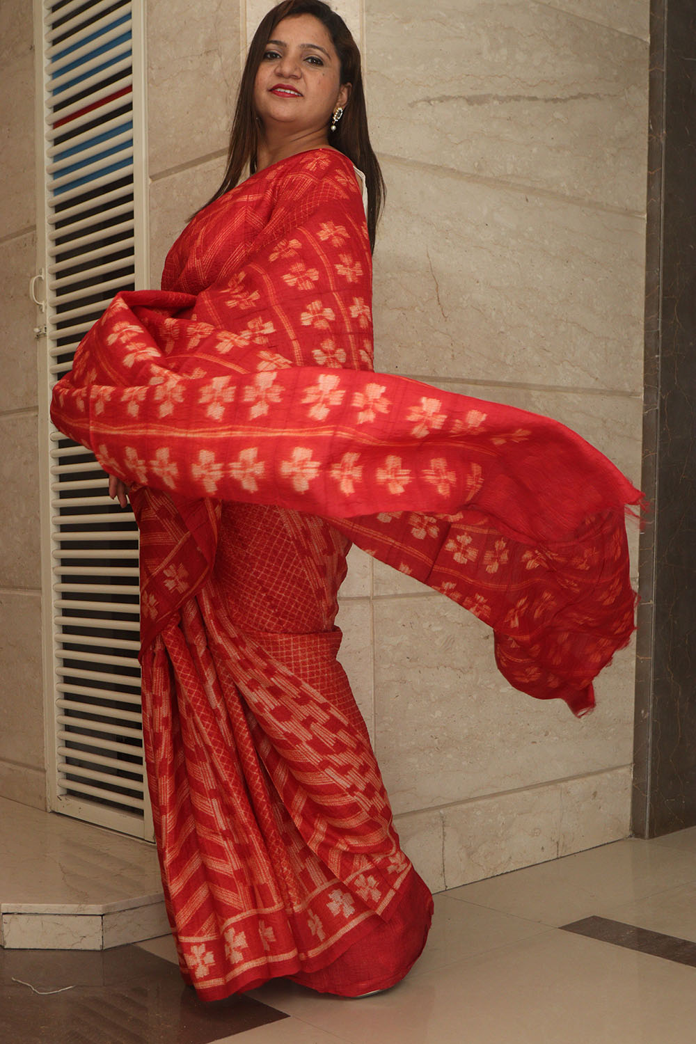Red Shibori Tie N Dye Tussar Silk Saree - Luxurion World