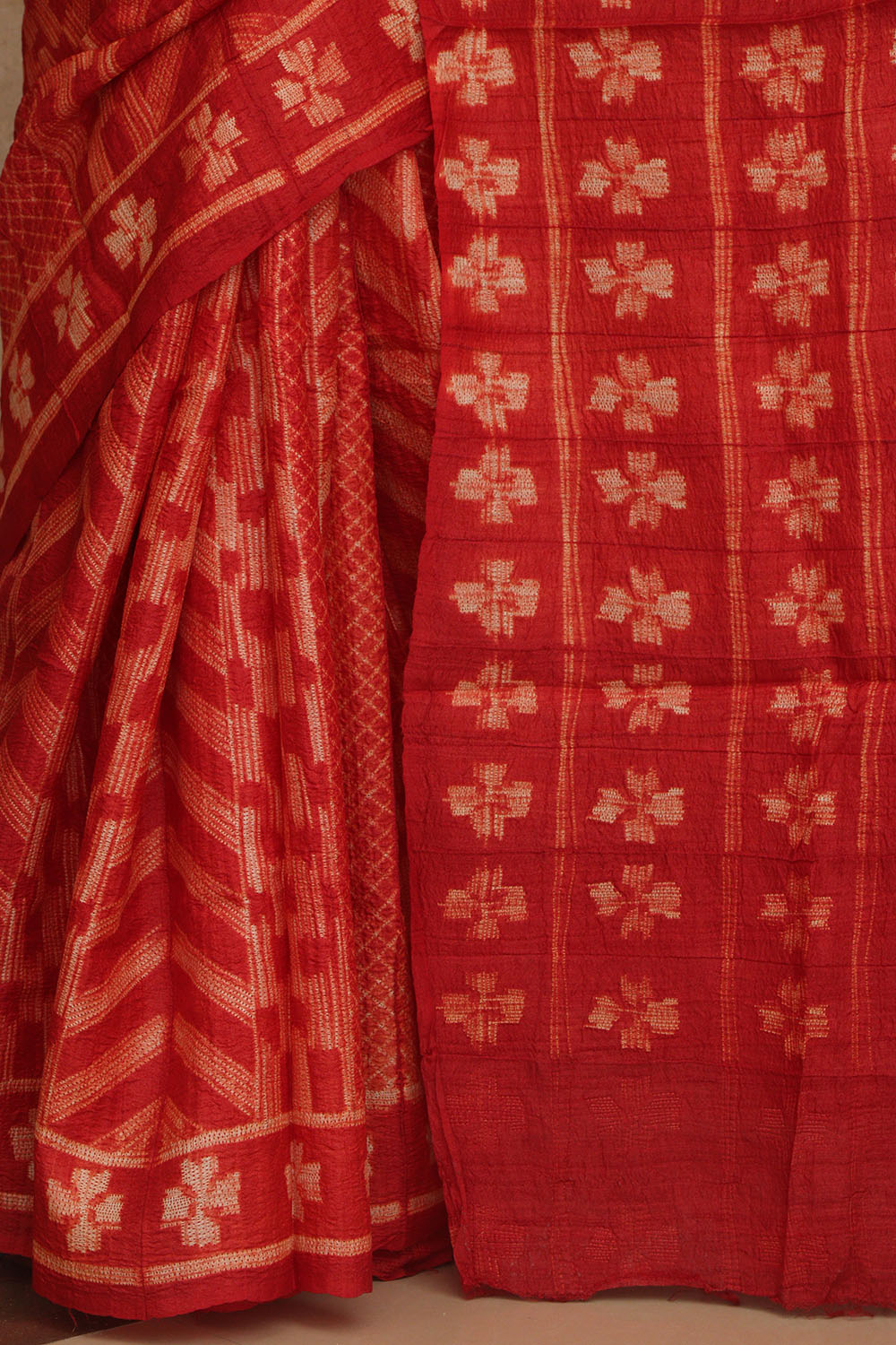 Red Shibori Tie N Dye Tussar Silk Saree - Luxurion World