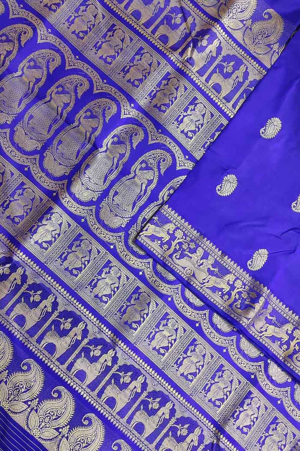 Elegant Purple Baluchari Silk Saree: Handloom Beauty - Luxurion World