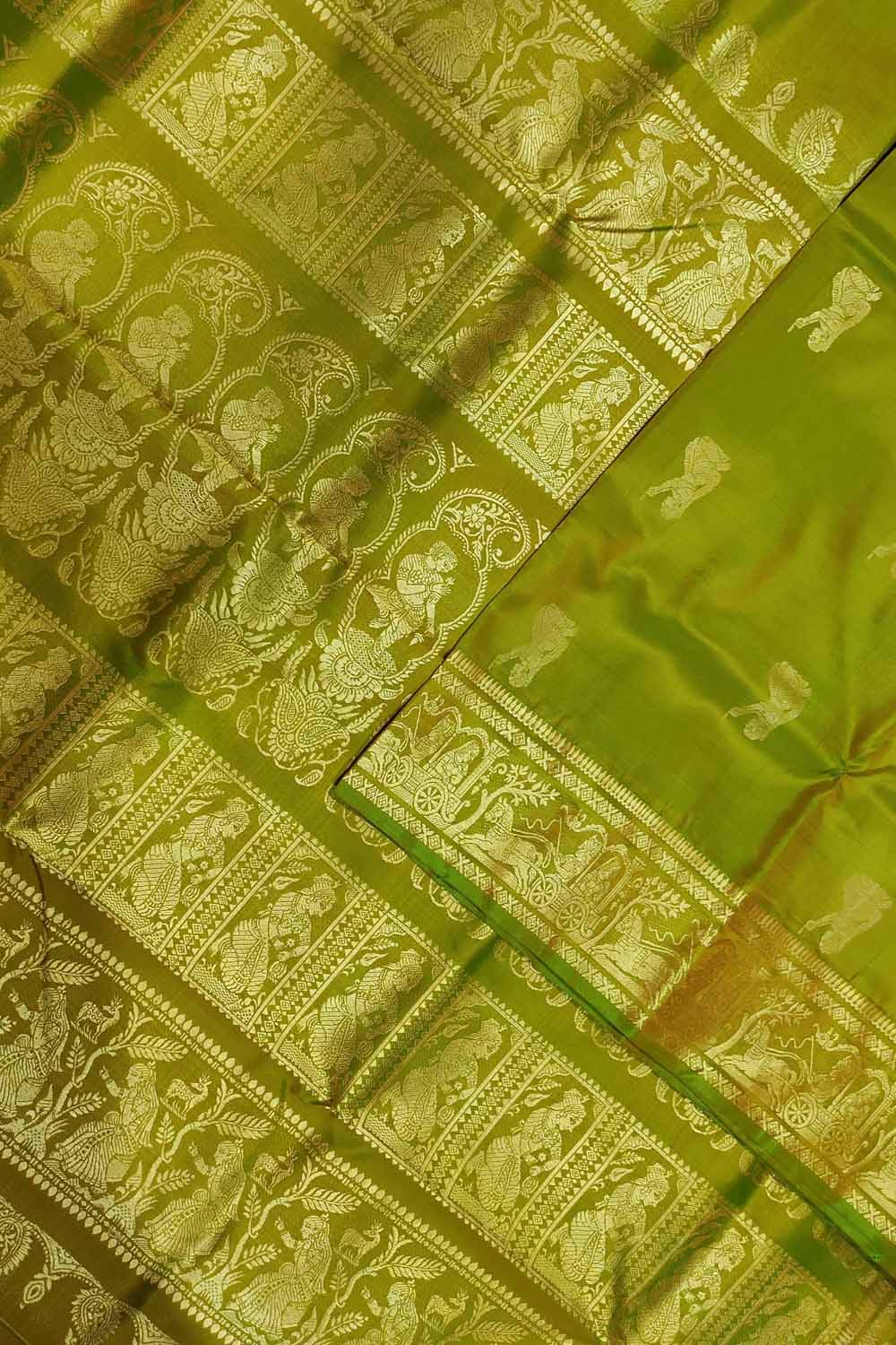 Exquisite Green Baluchari Silk Saree - Handloom Beauty - Luxurion World