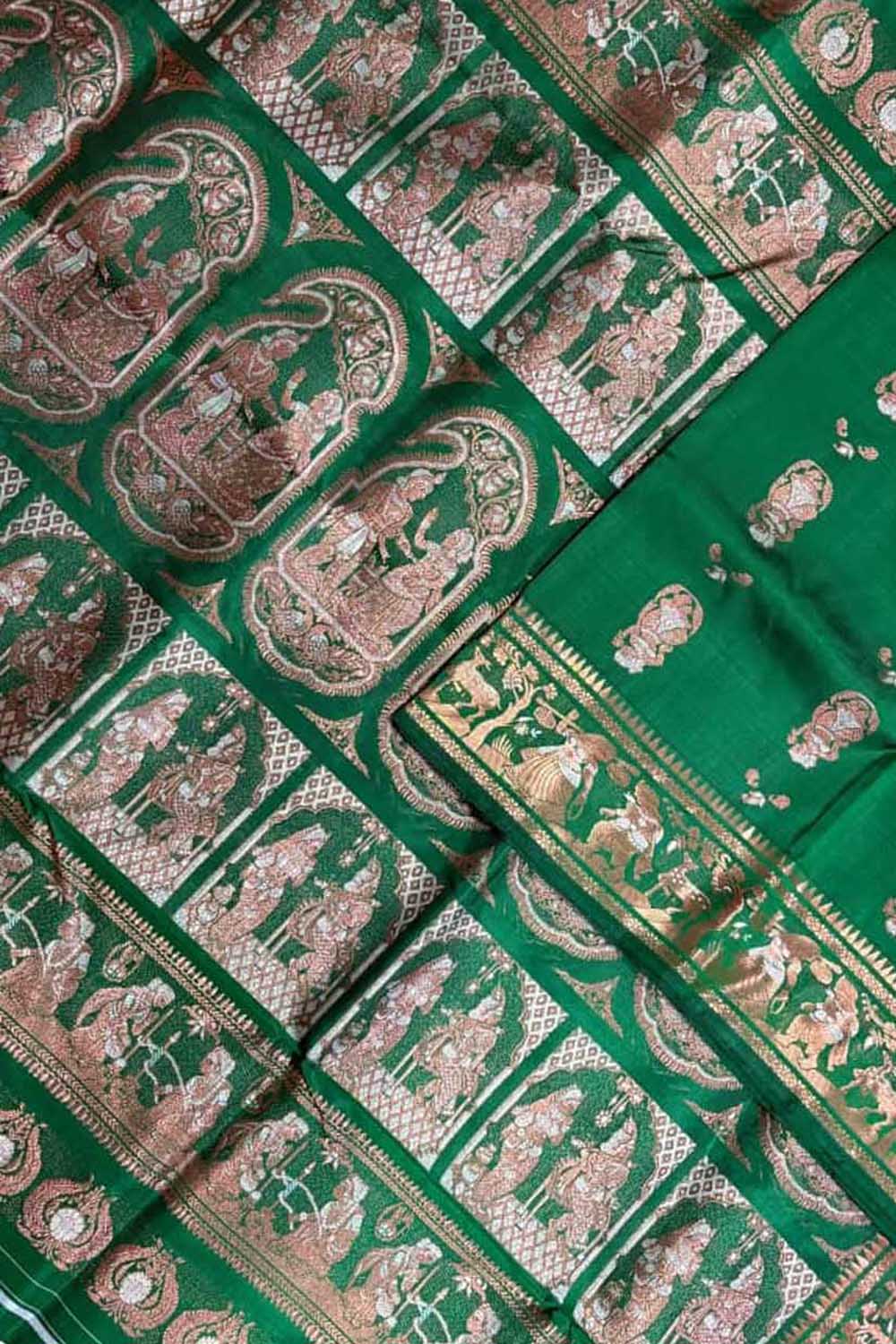 Exquisite Green Handloom Swarnachari Pure Silk Saree - Luxurion World