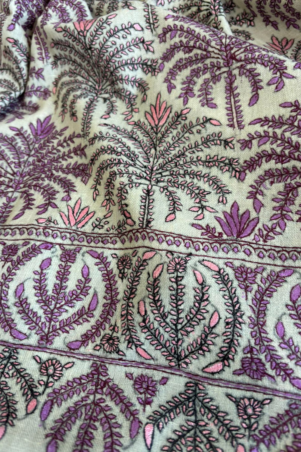 Off White Kashmiri Needle Work Pure Pashmina Shawl — Floral Jaal, Festive