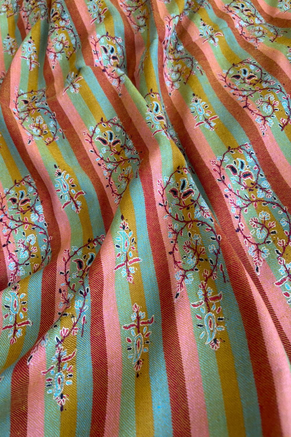 Multicolor Kashmiri Needle Work Pure Pashmina Shawl — Vintage Buta, Ethnic