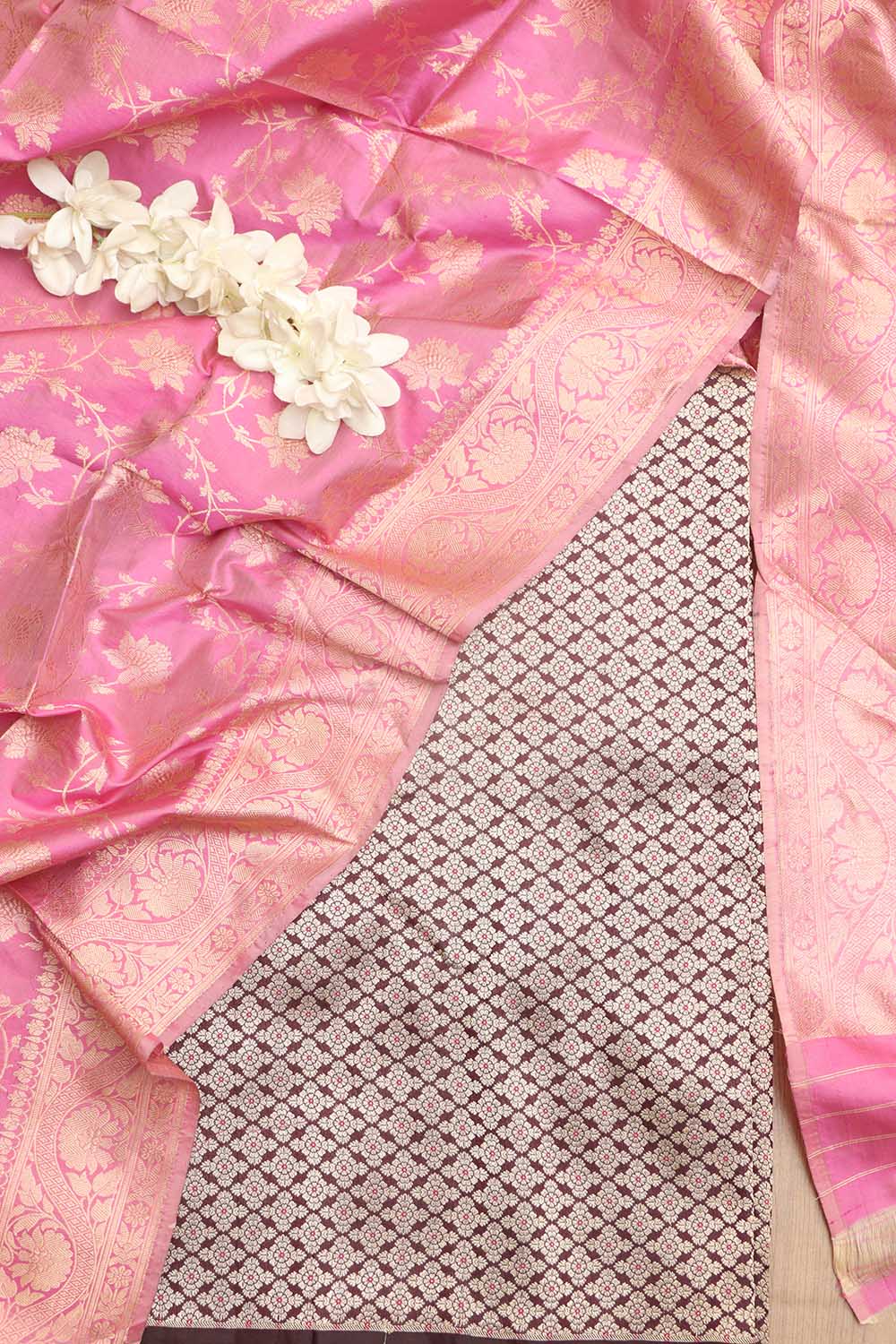 Elegant Maroon Banarasi Handloom Pure Katan Silk Suit With Banarasi Handloom Pure Katan Silk Dupatta - Luxurion World