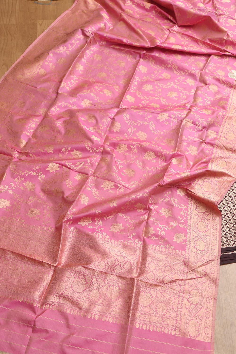 Elegant Maroon Banarasi Handloom Pure Katan Silk Suit With Banarasi Handloom Pure Katan Silk Dupatta - Luxurion World