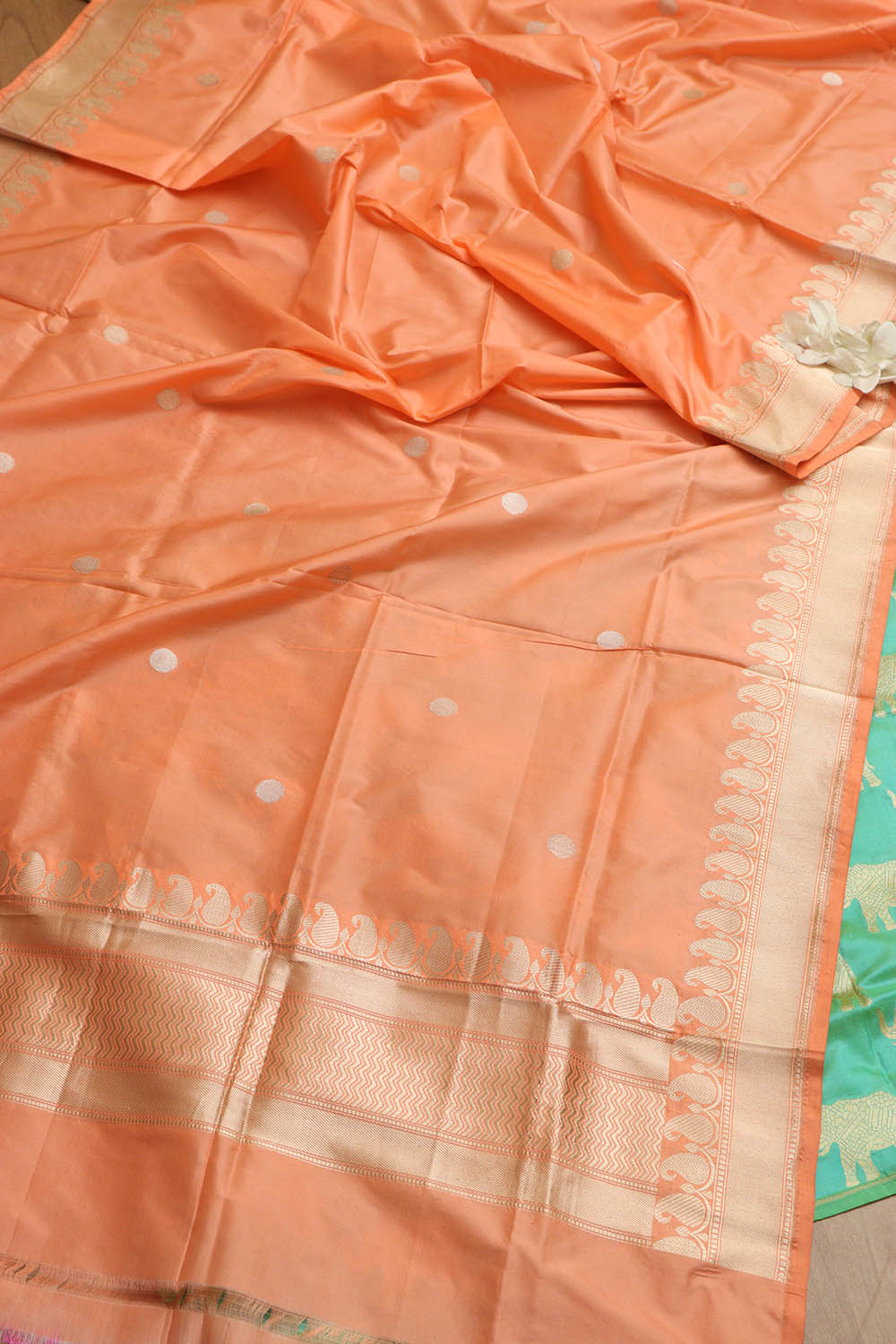 Elegant Green Handloom Banarasi Pure Katan Silk Elephant Design Suit With Banarasi Handloom Pure Katan Silk Dupatta - Luxurion World