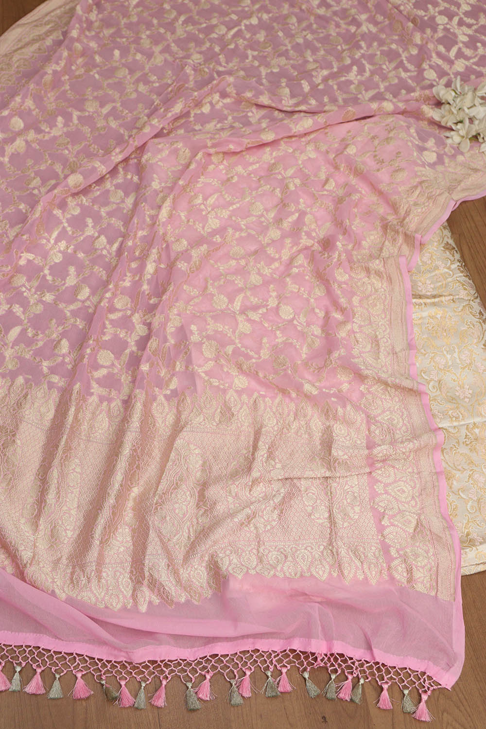 Pastel Banarasi Kimkhwab Silk Meenakari Suit With Pink Banarasi Handloom Pure Georgette Dupatta - Luxurion World
