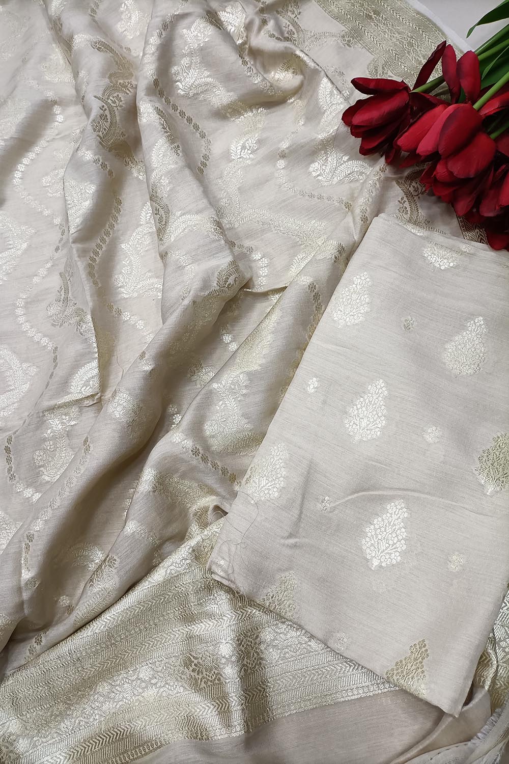 Exquisite Dyeable Banarasi Pure Moonga Silk Handloom Two Piece Unstitched Suit Set - Luxurion World