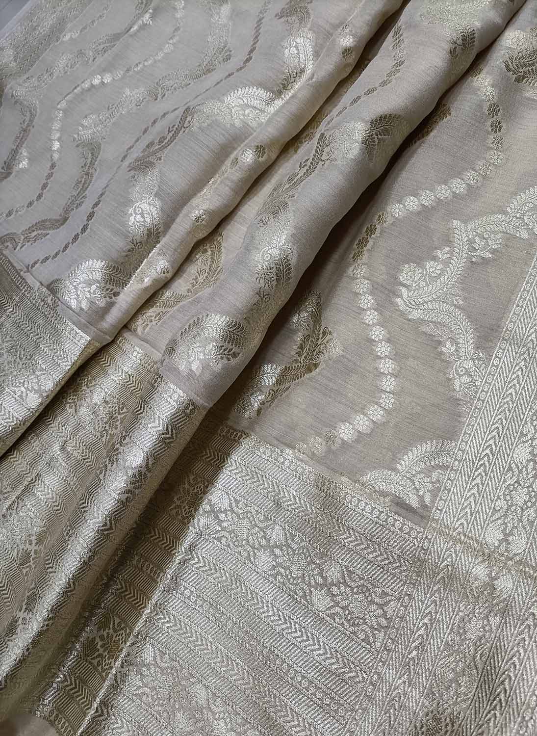 Exquisite Dyeable Banarasi Pure Moonga Silk Handloom Two Piece Unstitched Suit Set - Luxurion World