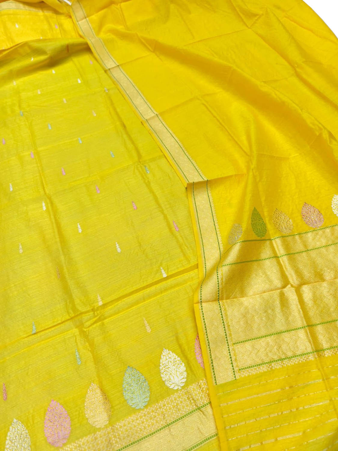 Yellow Pure Moonga Silk Handloom Banarasi Meenakari Suit Set - Luxurion World
