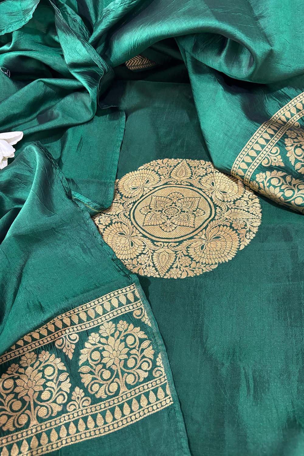Green Handloom Banarasi Pure Katan Silk Two Piece Unstitched Suit Set - Luxurion World