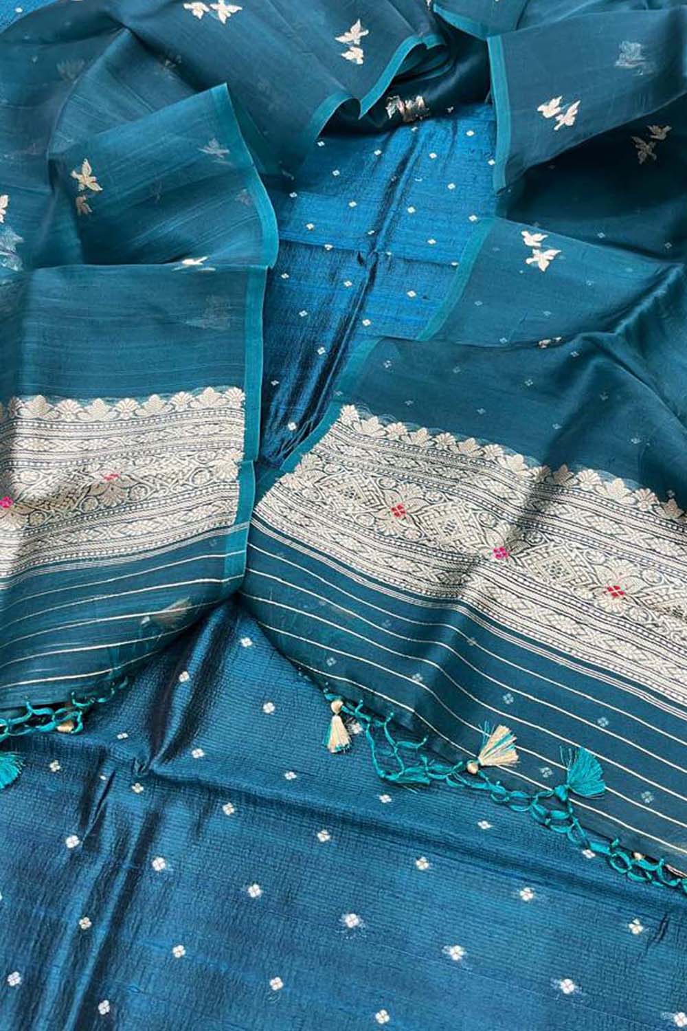 Green Banarasi Silk Suit Set with Organza Dupatta - Luxurion World