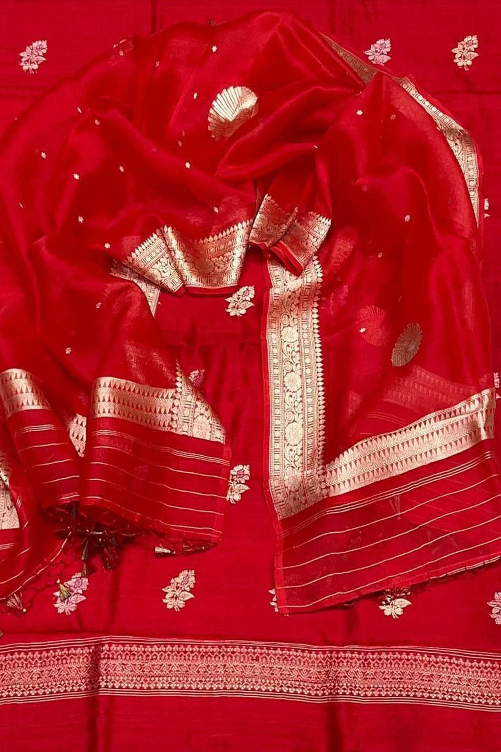 Elegant Red Banarasi Pure Raw Silk Kadwa Three Piece Unstitched Suit With Kora Dupatta - Luxurion World