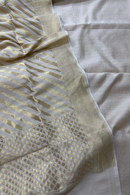 Stunning Dyeable Banarasi Pure Moonga Silk Two Piece Unstitched Suit Set - Luxurion World