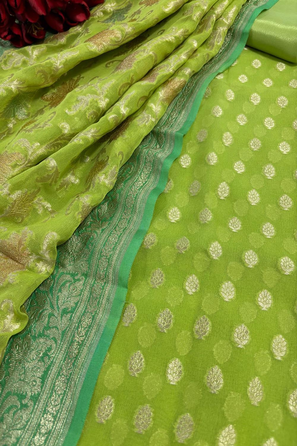 Green Banarasi Pure Georgette Brush Dye Three Piece Unstitched Suit Set - Luxurion World