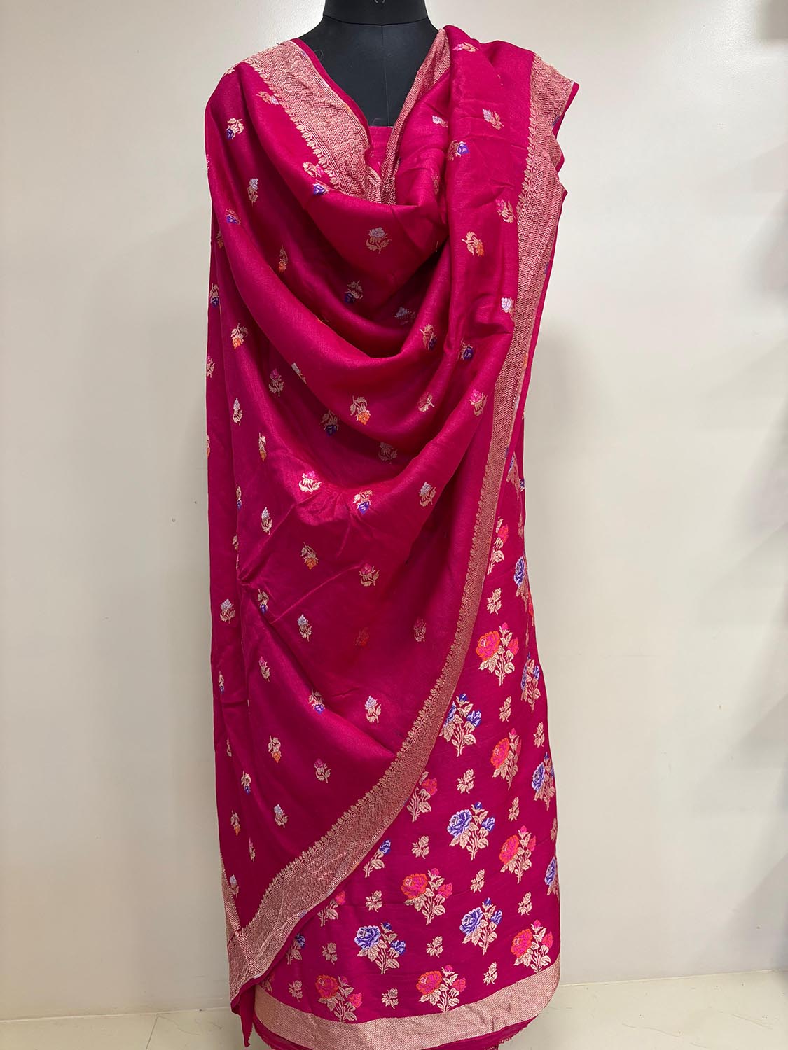 Elegant Pink Banarasi Pure Moonga Silk Meenakari Three Piece Unstitched Suit Set - Luxurion World