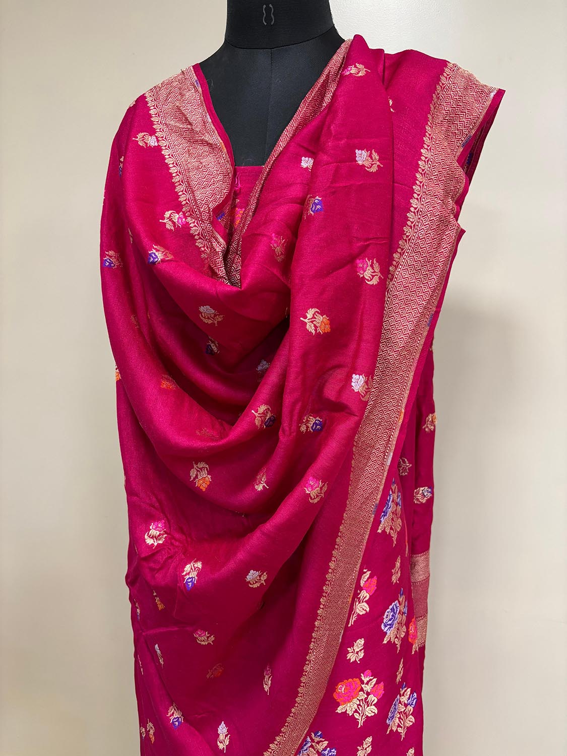 Elegant Pink Banarasi Pure Moonga Silk Meenakari Three Piece Unstitched Suit Set - Luxurion World
