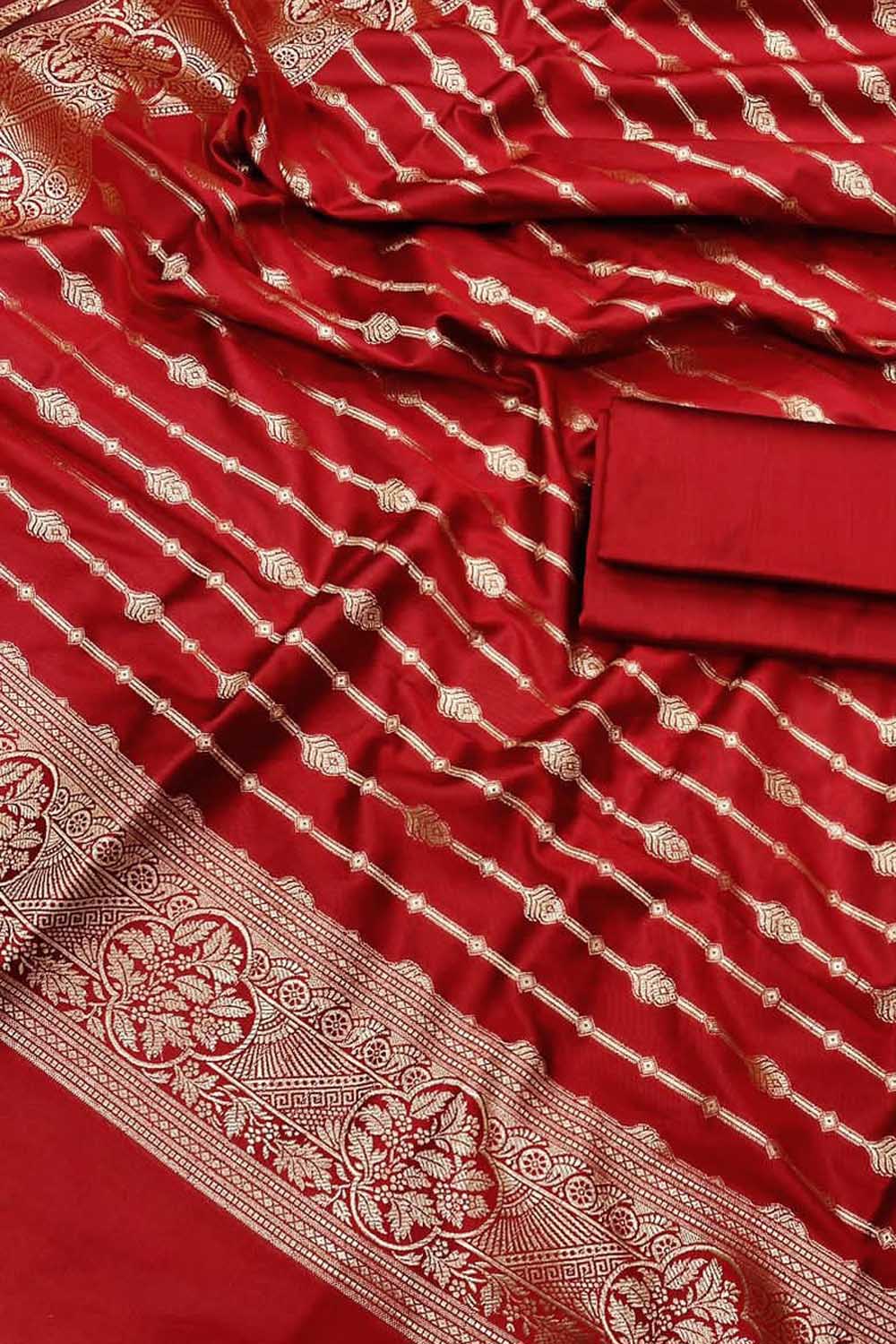 Stunning Red Banarasi Silk Suit Set - Luxurion World
