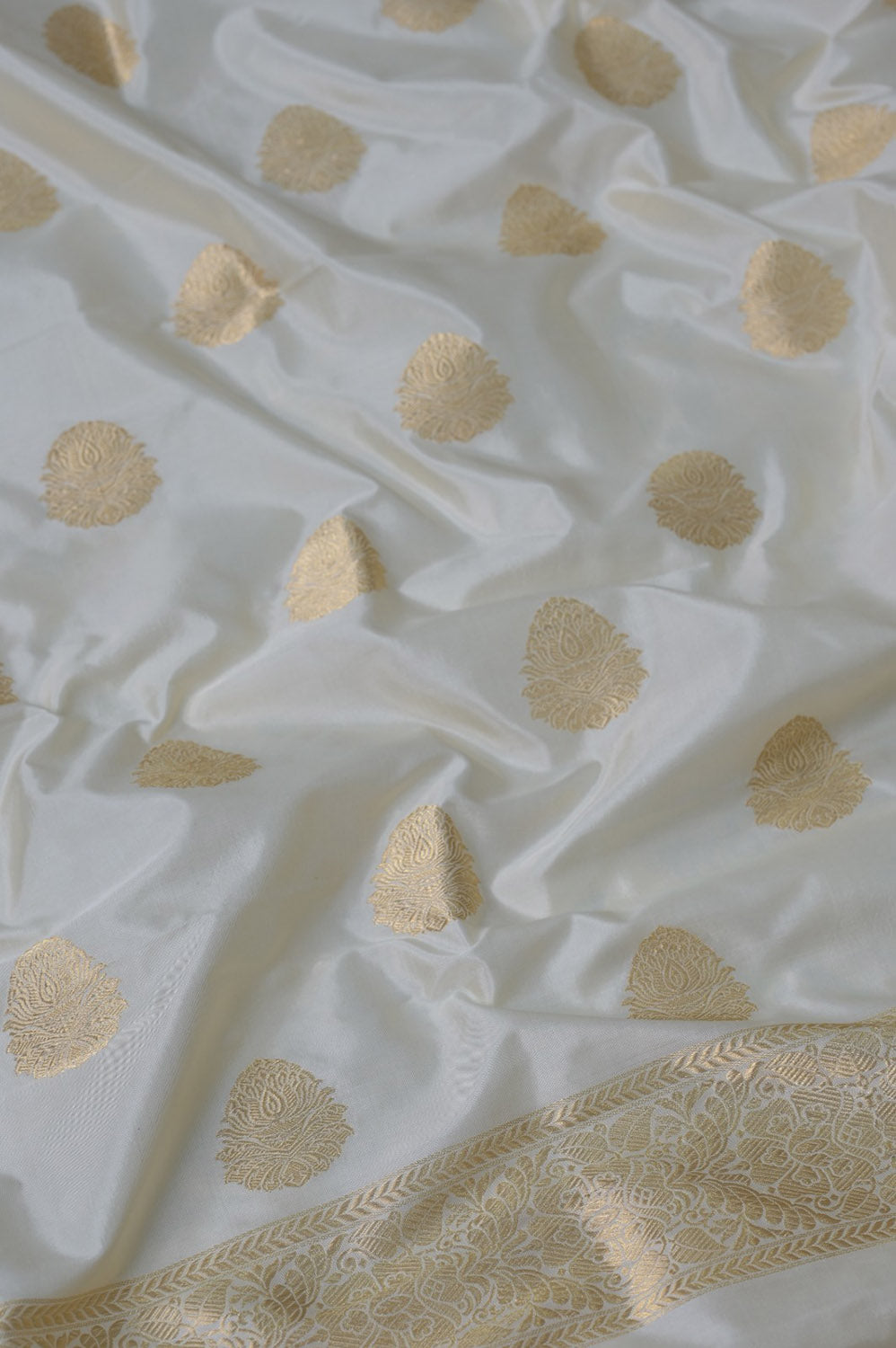 Off White Katan Silk Banarasi Handloom Suit Set - Pure Elegance - Luxurion World
